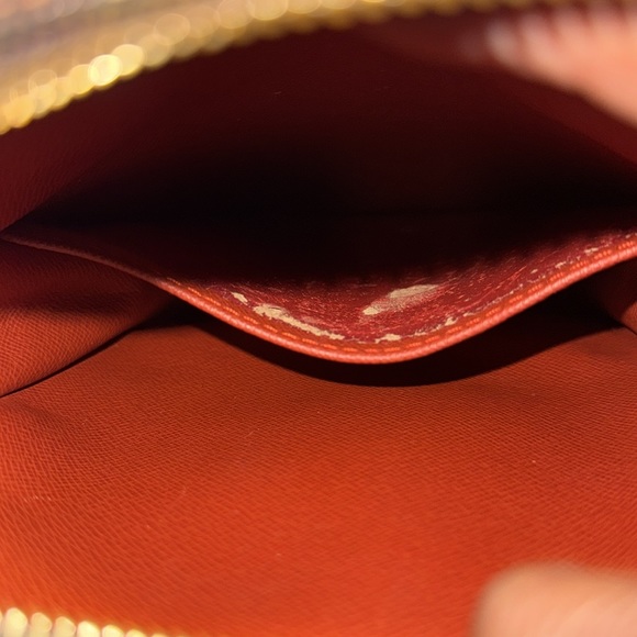 Gently used LV Danube Damier pattern with gold-tone zipper and adjustable strap - Picture 10 of 11